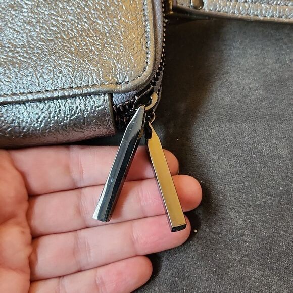 Like new! Halston wallet H Halston wristlet wallet clutch - Picture 8 of 14